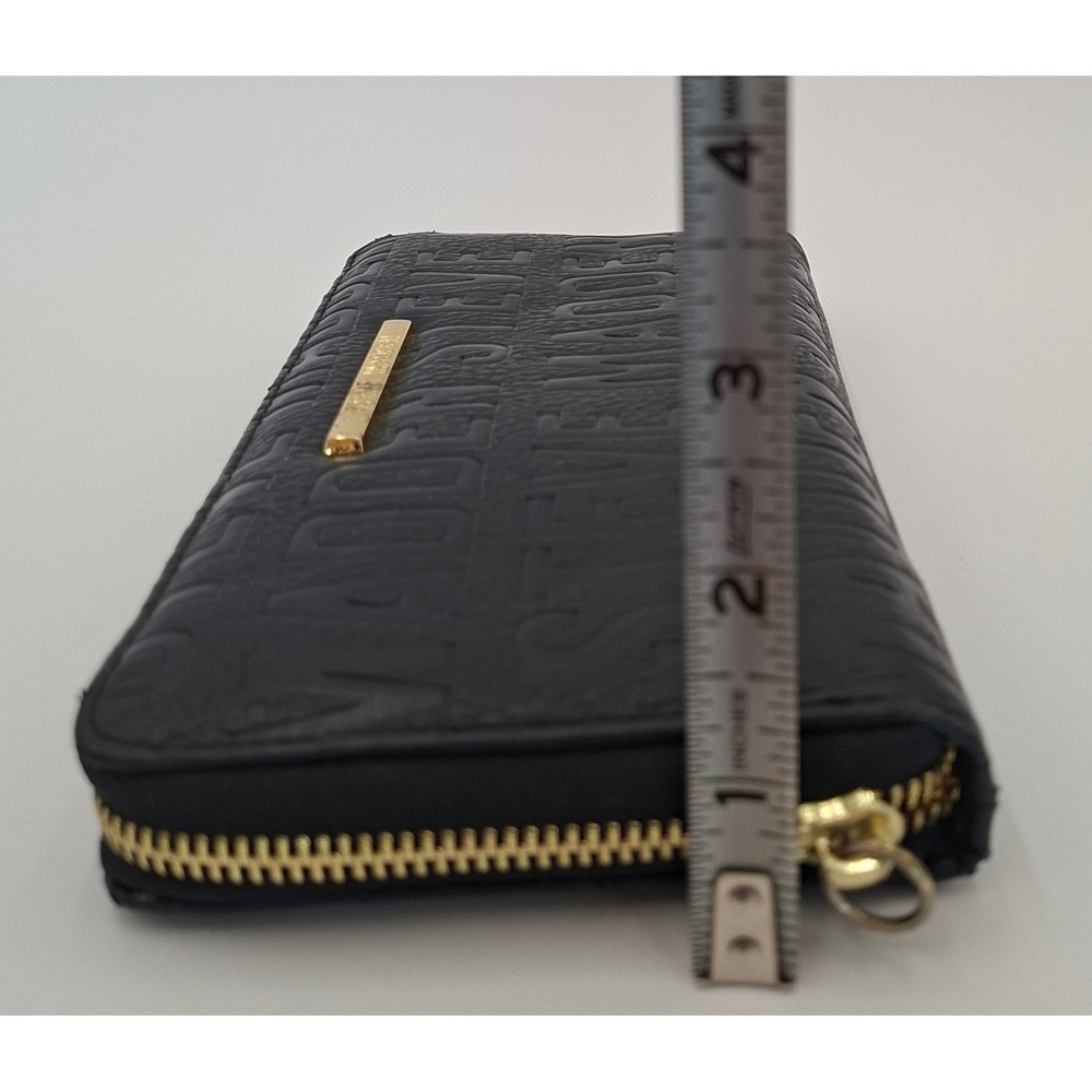 Steve Madden Black Embossed Logo Zip Around Wallet Gold Hardware Faux Leather - Picture 8 of 8